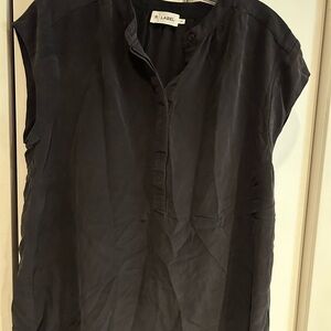R Label black top size xs